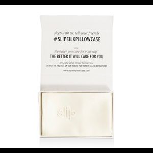 BNIB-sealed luxurious SLIP Silk pillowcase